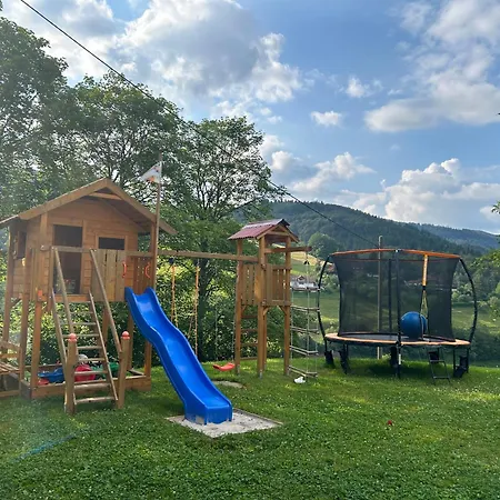 Holiday home Schoolhouse Buerchau